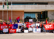 Em frente ao Banco Central, trabalhadores lutam por #JurosBaixosJá