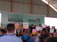APP-Sindicato realiza ato em solenidade de lançamento do Escola Segura