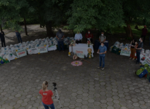 Entidades do campo e da cidade entregam alimentos e brinquedos no sudoeste