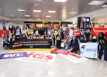 Dirigentes sindicais abordam deputados(as) no aeroporto Afonso Pena
