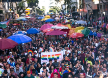 Parada da diversidade de Curitiba tem palavras de ordem contra anistia