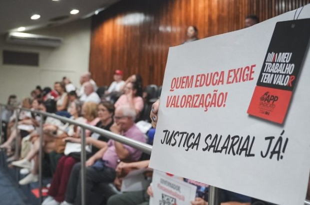 Paraná tem o 3º pior ritmo de investimento em educação do País